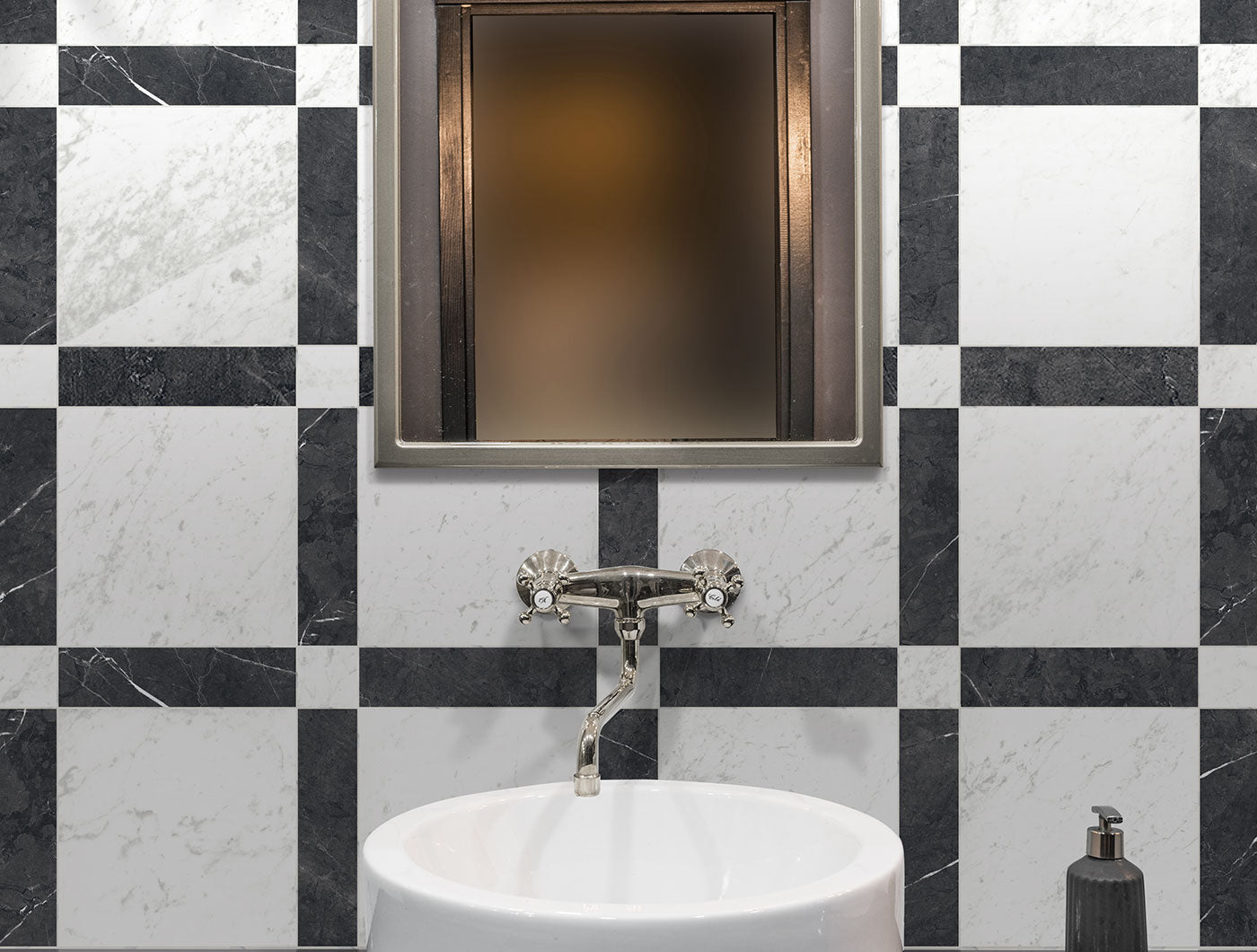 Cassettone Carrara & Nero Marquina
