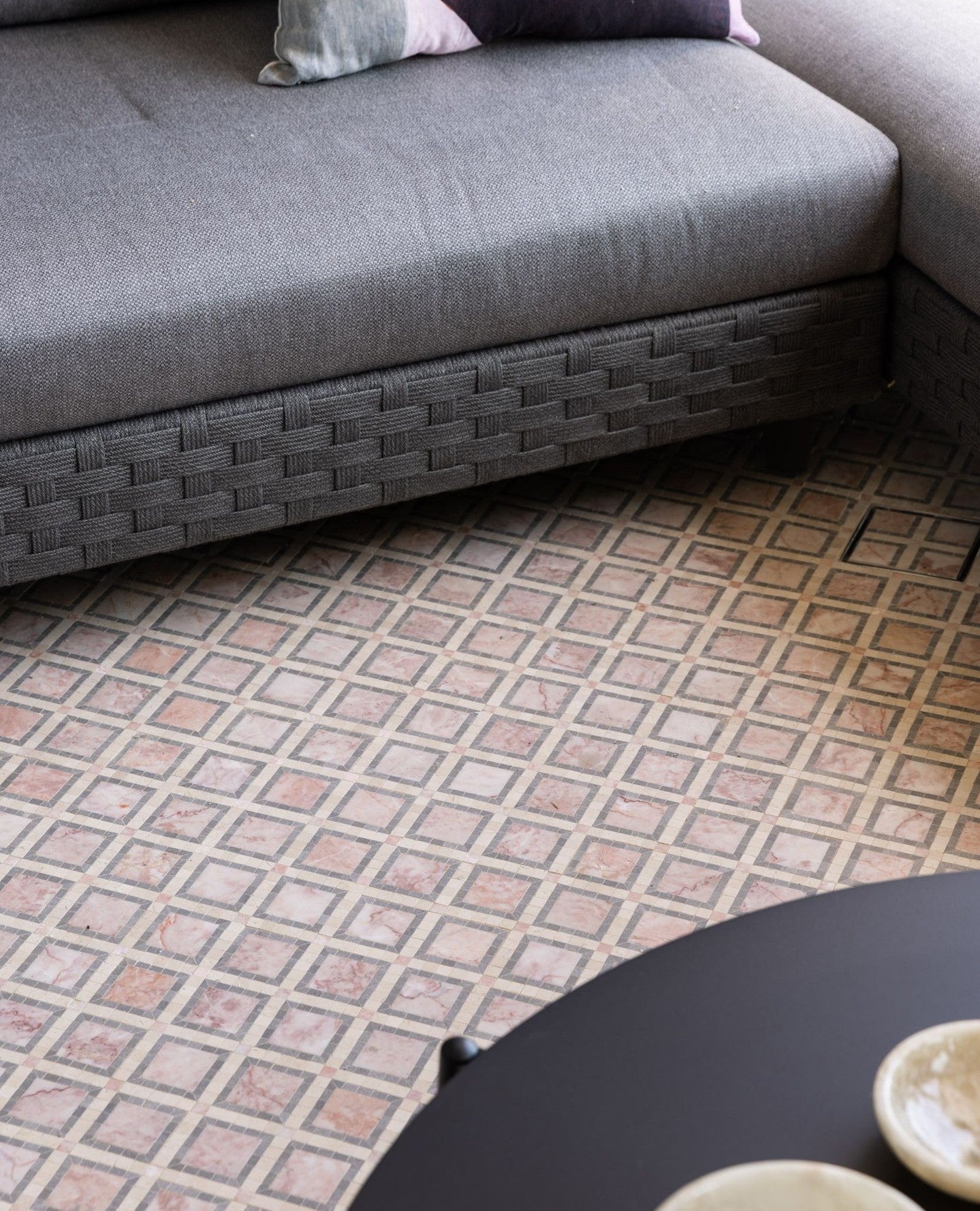 Diamond Artisan Crema Serena, Cinder Grey & Rosado
