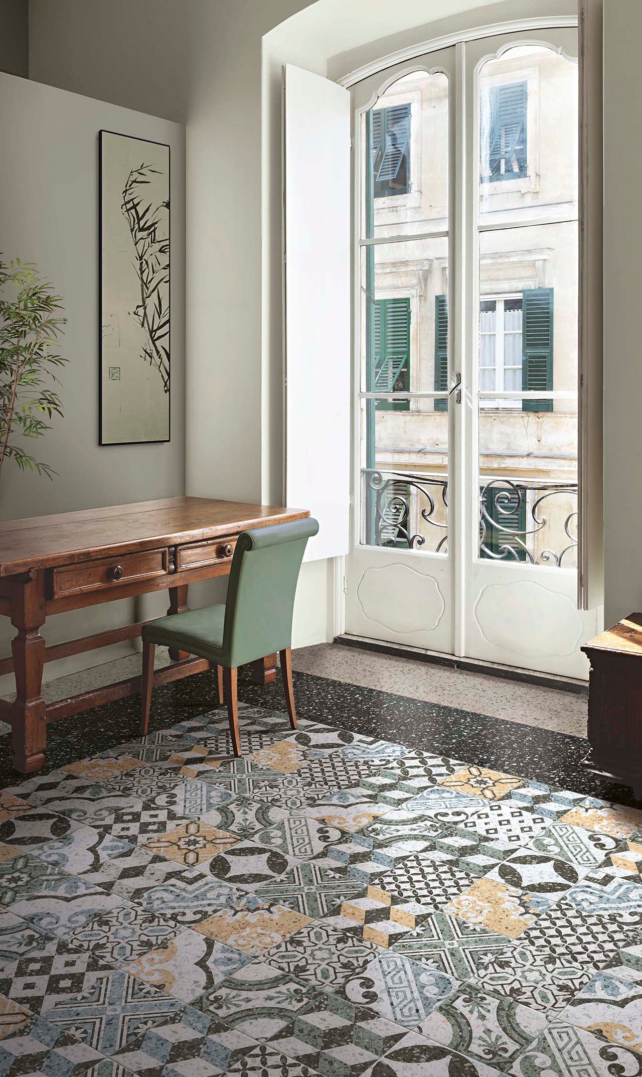 Terrazzo Venezia Nero Polished 600x1200mm