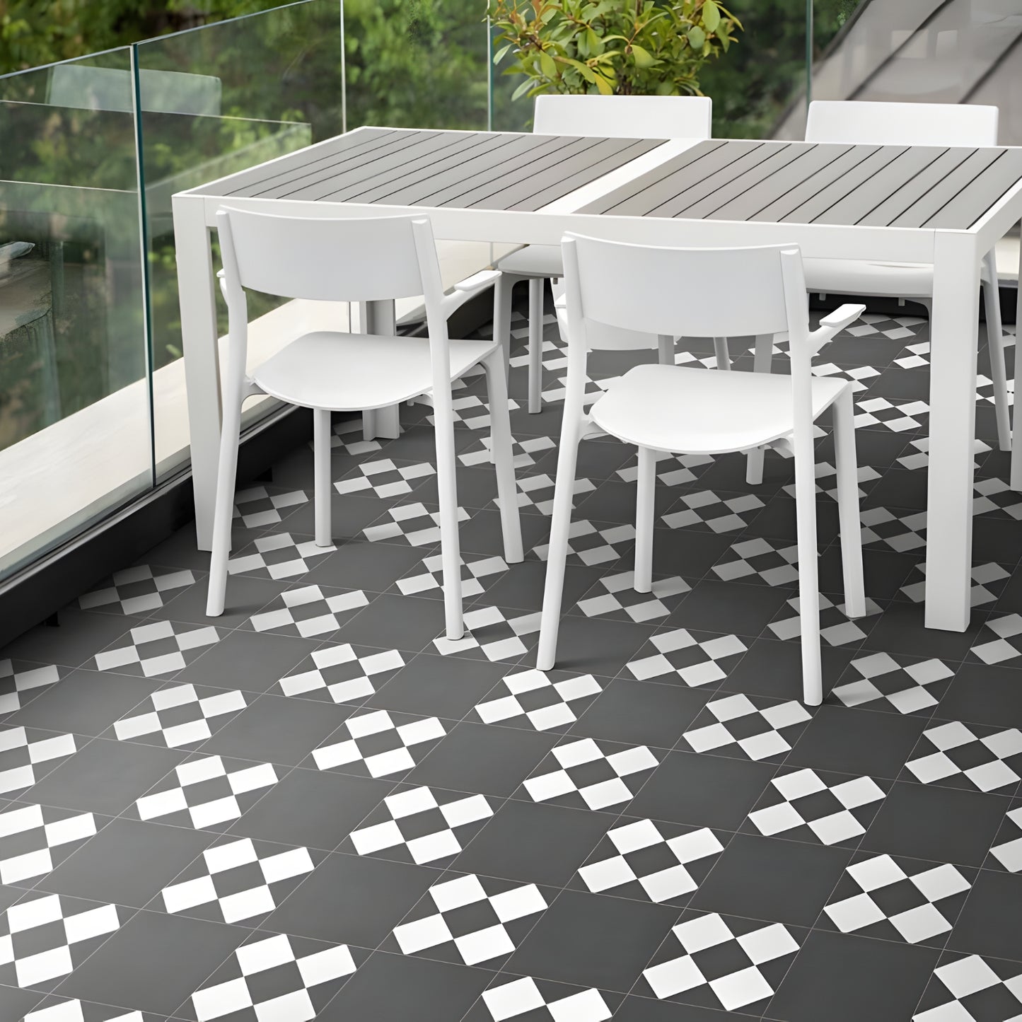 Gatsby B&W Squares