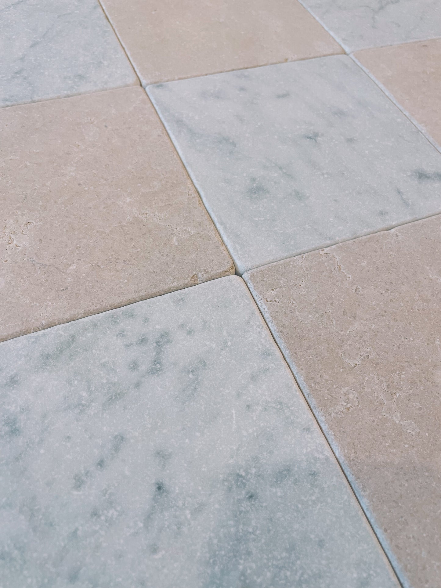 Crema Marfil Tumbled 150x150mm