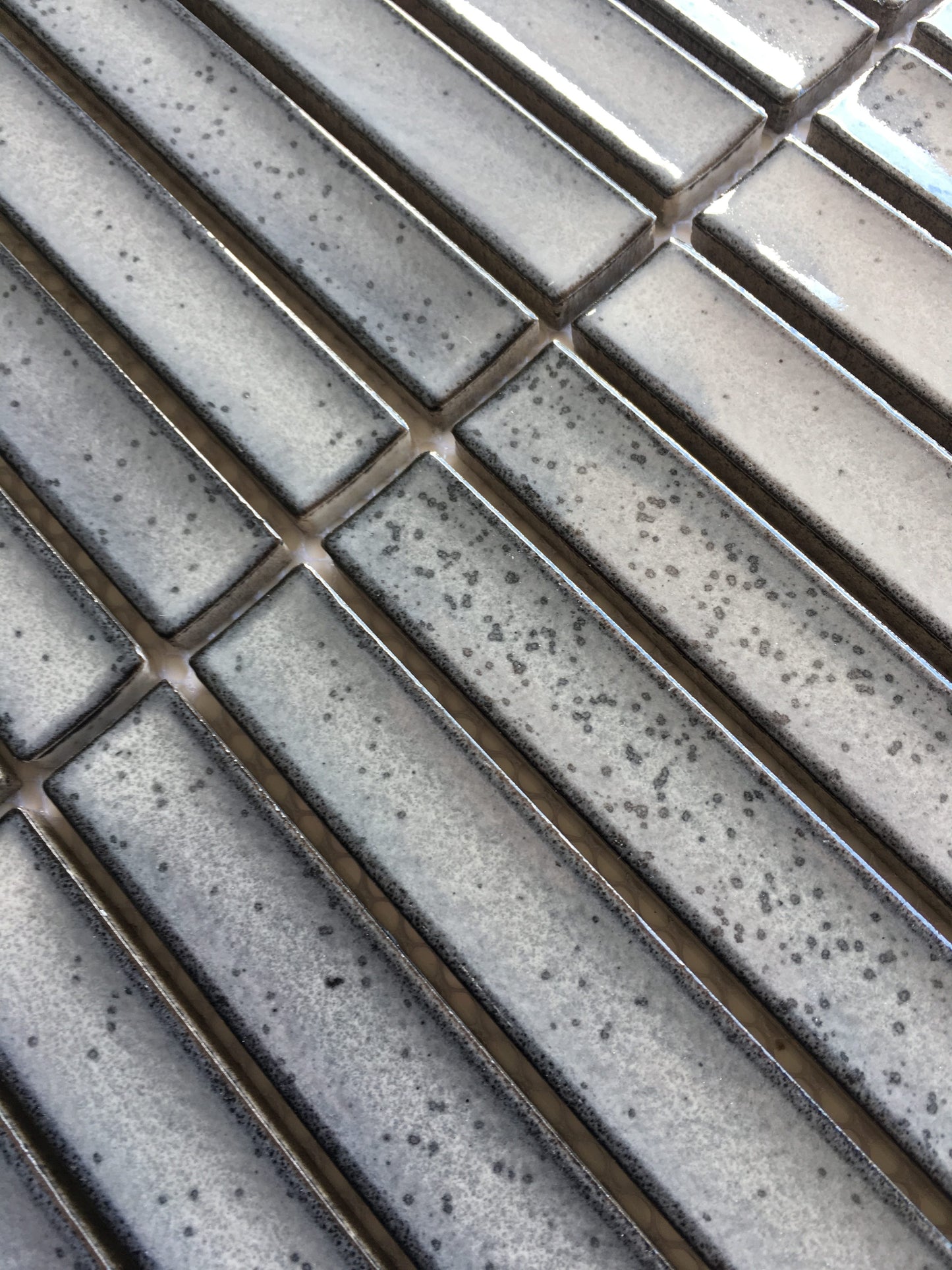 Raku Light Grey Gloss
