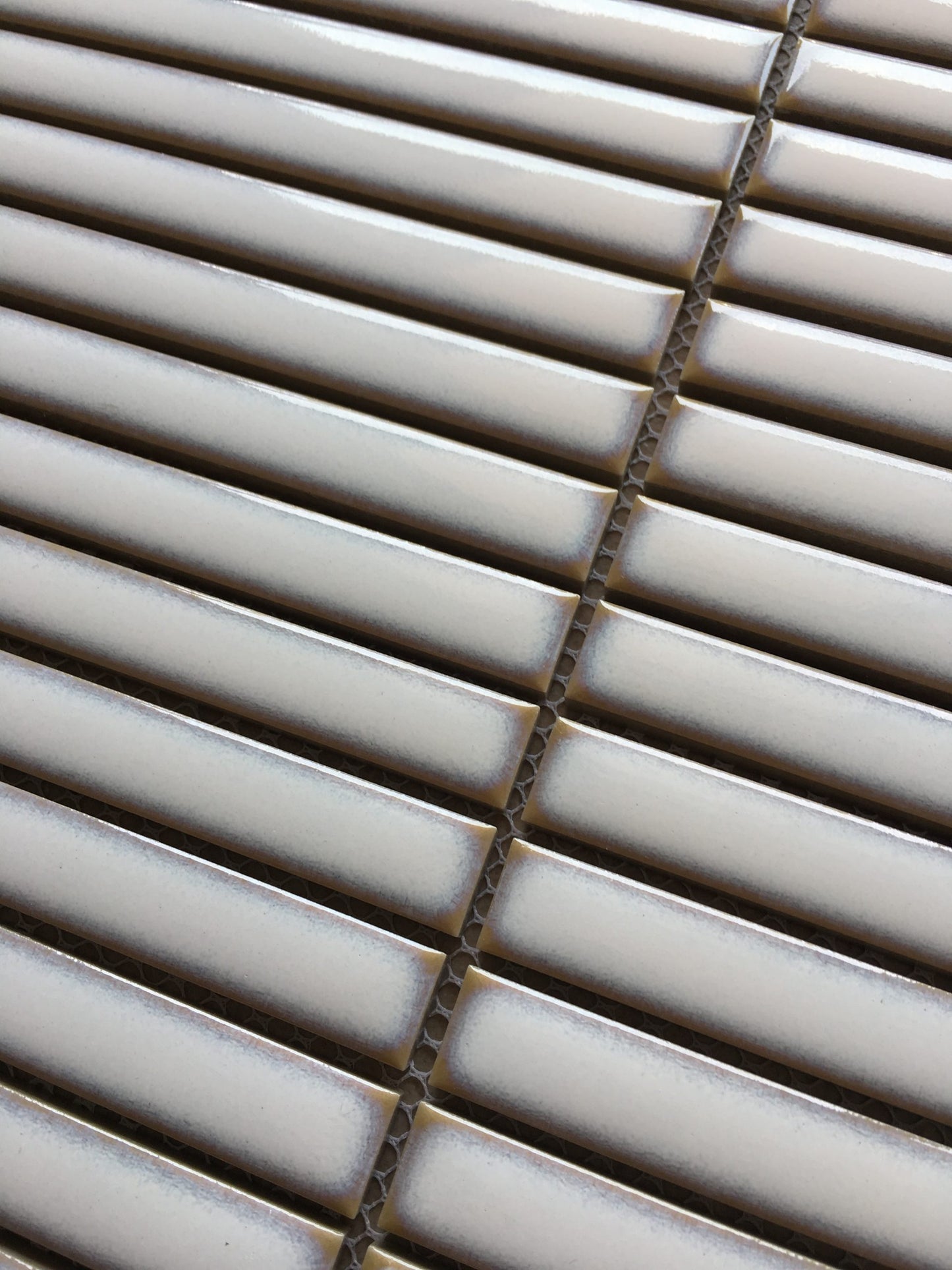 Vintage Finger White Long Gloss 15x145mm